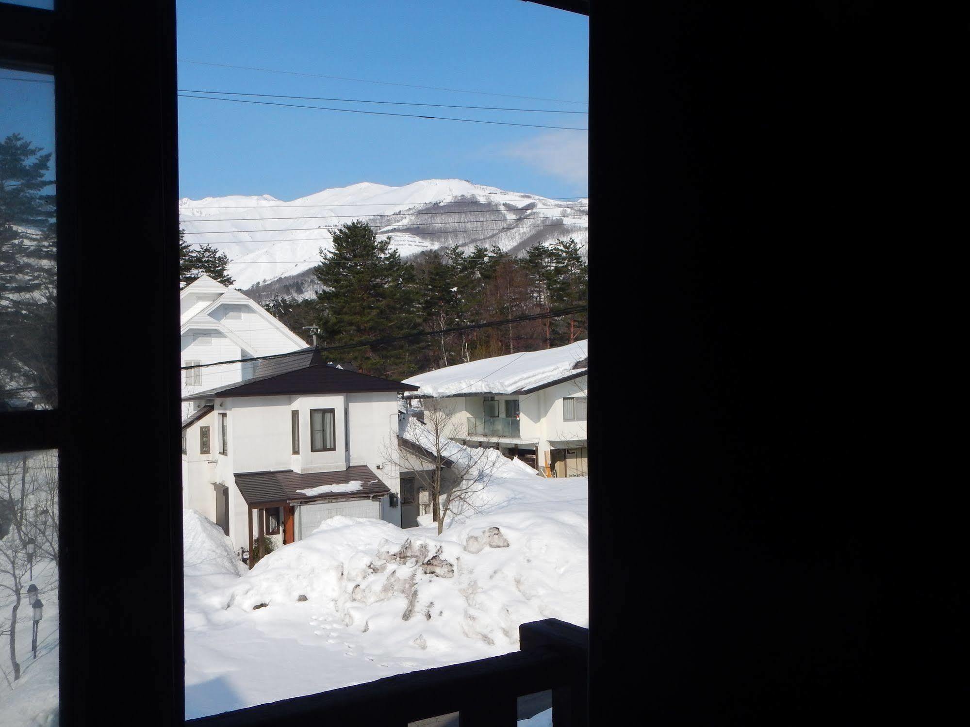 Mt Hakuba Backpackers Hostel Exterior photo